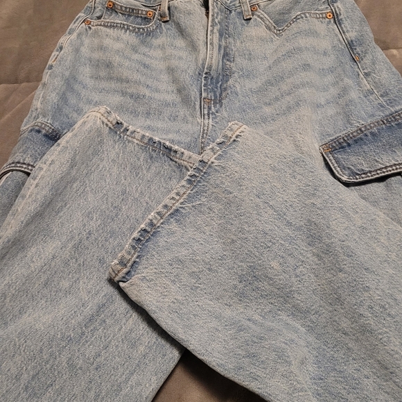 Denim Forum The Farrah Hi-Rise Cargo Jean - Picture 11 of 16